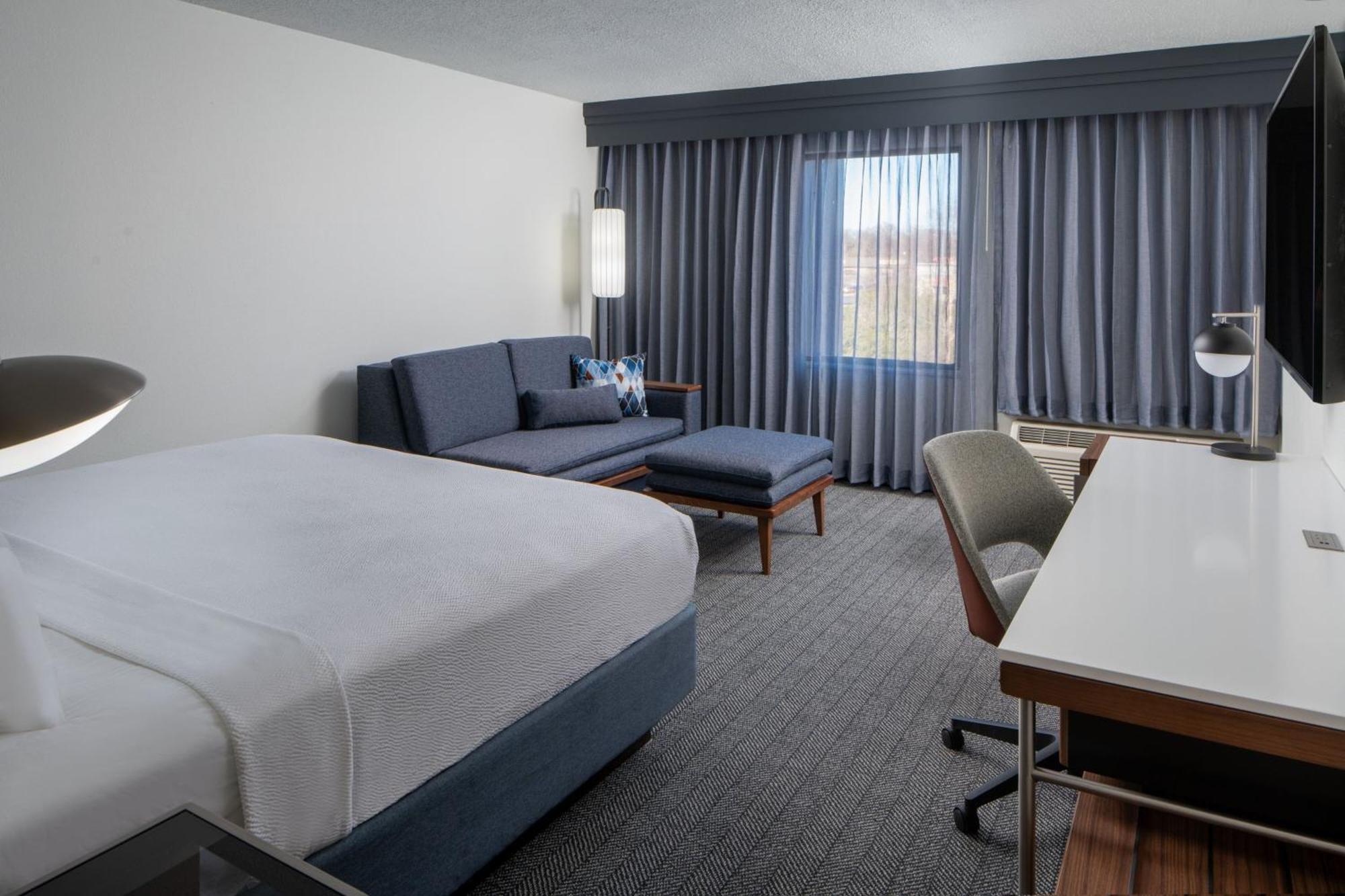Courtyard By Marriott Decatur Hotell Eksteriør bilde